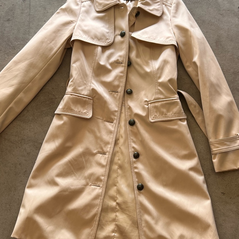 Classic Beige Women's Trench Coat